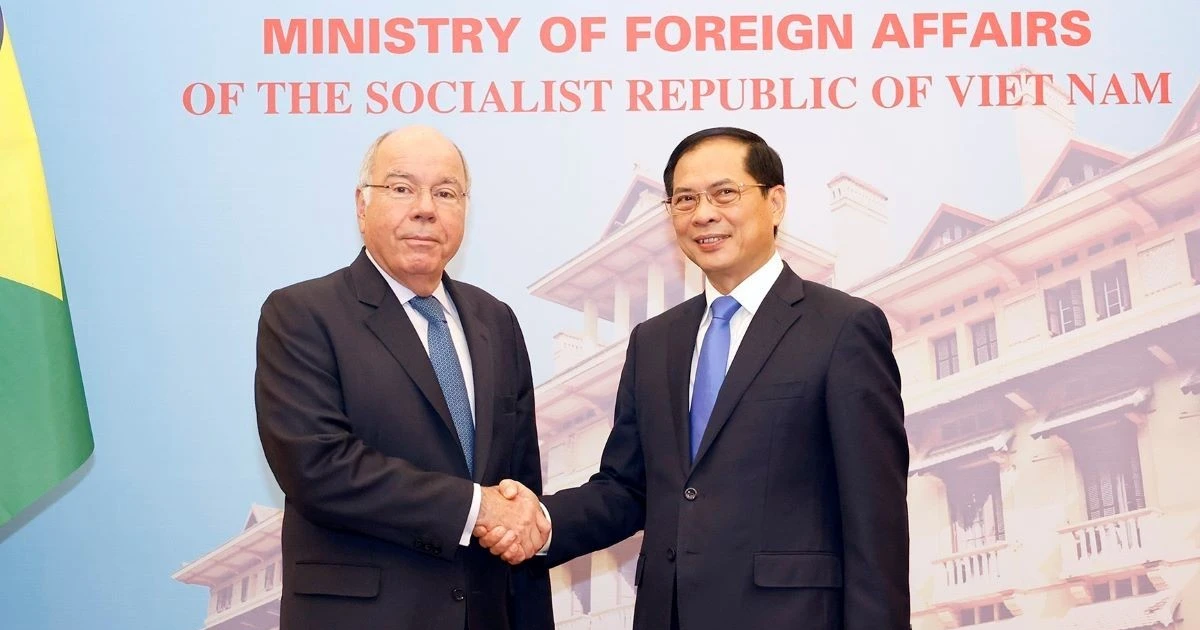 bo truong ngoai giao brazil chuong mo i trong quan he vie t nam brazil