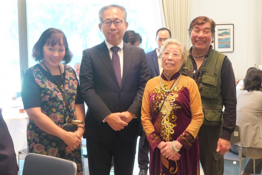 Đại sứ Yamada Takio gặp mặt, giao lưu với 38 thành viên gia đình của các cựu binh Nhật Bản tại Việt Nam