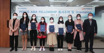 tim ung vien cho chuong trinh hoc bong chau a do quy posco tj park tai tro