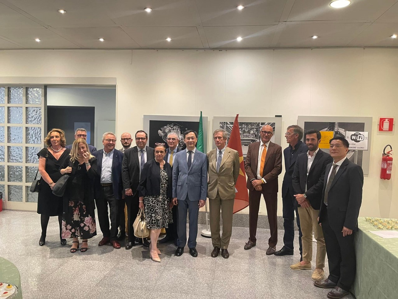 Việt Nam và vùng Piemonte (Italia) tăng cường hợp tác trong lĩnh vực công nghiệp ô tô, cơ khí
