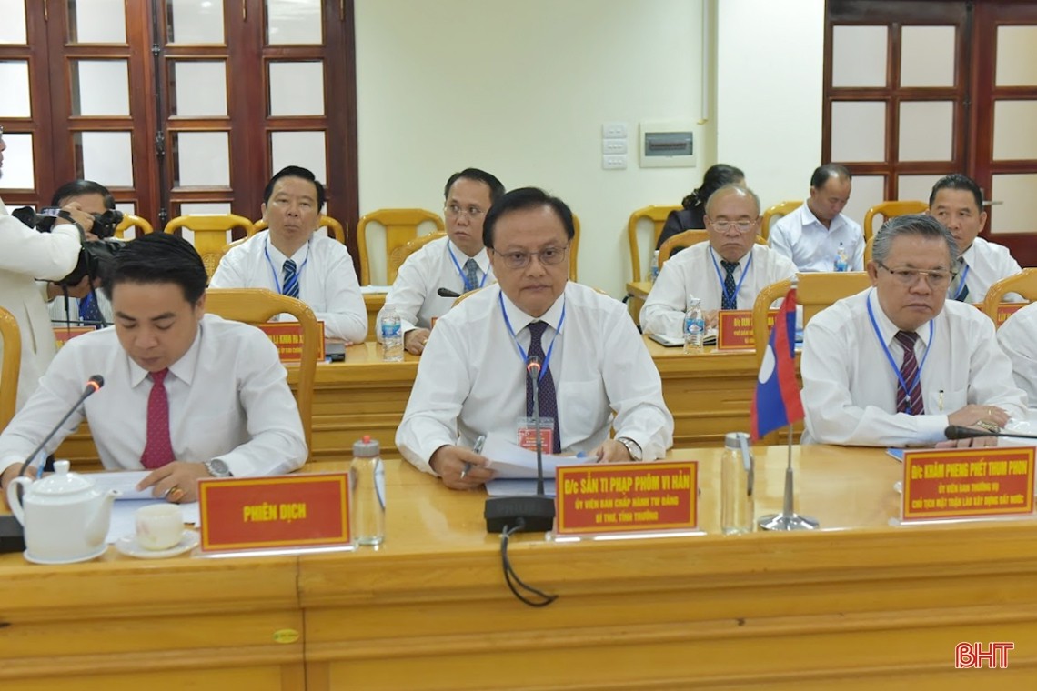 Thắt chặt quan hệ hữu nghị, hợp tác toàn diện giữa 2 tỉnh Hà Tĩnh và Savannakhet