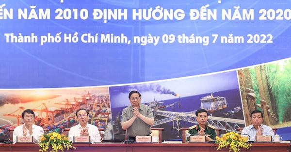 15 năm phát triển vùng Đông Nam Bộ và vùng Kinh tế trọng điểm phía Nam