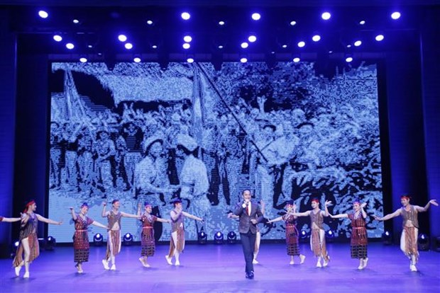 Truong nang khieu Vientiane - mot bieu tuong cua quan he Lao-Viet Nam hinh anh 1