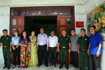 Long An: Khánh thành, bàn giao 10 căn nhà điểm dân cư liền kề chốt dân quân biên giới