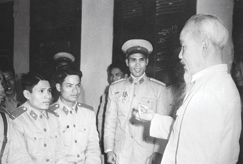 Tư tưởng Hồ Chí Minh: Công an nhân dân vì dân vì nước