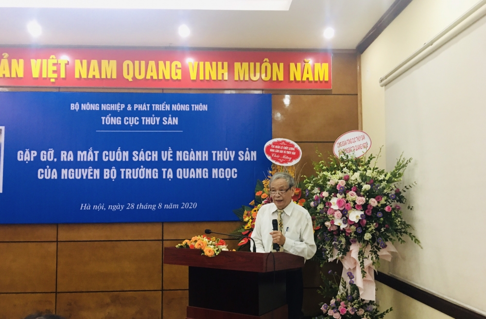 chu tich hoi nghi viet nam thai lan ta quang ngoc ra mat sach ve nganh thuy san