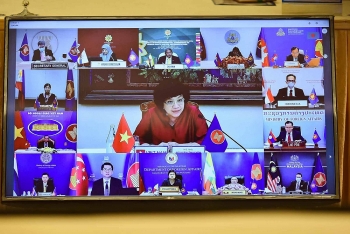 tap trung nguon luc dap ung quyen co ban cua nguoi dan nhu tiep can vaccine