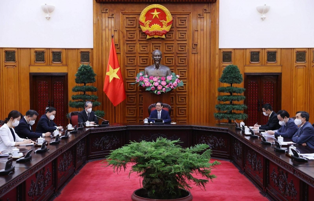 Thủ tướng Chính phủ Phạm Minh Chính tiếp Đại sứ Trung Quốc tại Việt Nam Hùng Ba