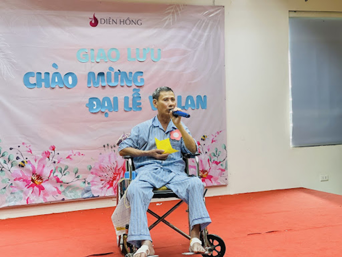 Ấm lòng mùa Vu Lan báo hiếu tại viện dưỡng lão - Ảnh 5.
