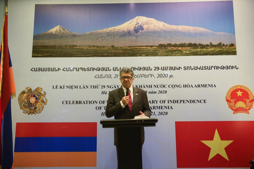 hoi huu nghi viet nam armenia chuc mung 29 nam quoc khanh nuoc cong hoa armenia