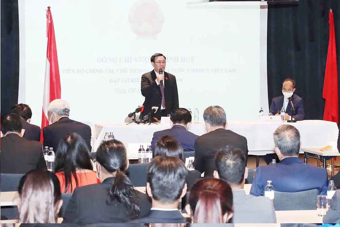 Cuộc ''tiếp xúc cử tri đặc biệt'' của Chủ tịch Quốc hội Vương Đình Huệ và người Việt ở 6 nước Châu Âu