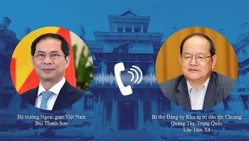 Tỉnh Quảng Tây (Trung Quốc) viện trợ cho Việt Nam 800.000 liều vaccine Sinopharm