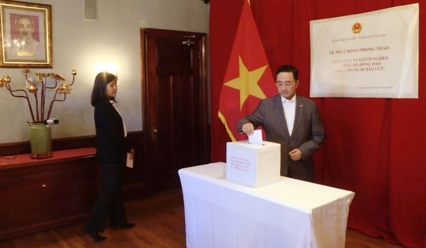 Đại sứ quán Việt Nam tại Brunei, Canada phát động ủng hộ đồng bào miền Trung