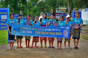 Ngày Quốc tế trẻ em gái 11/10: Nâng cao nhận thức và bảo vệ trẻ em gái an toàn trên không gian mạng