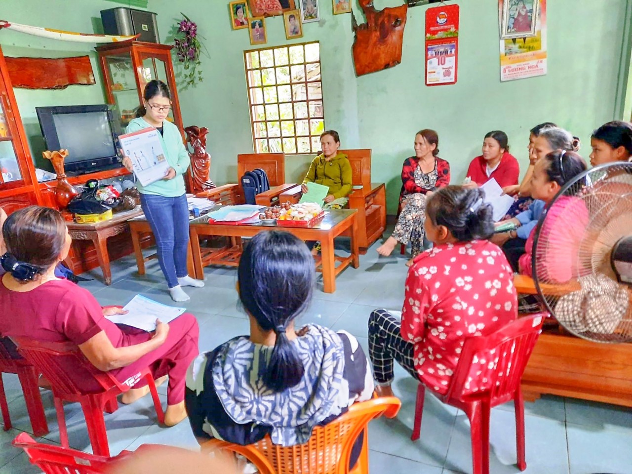 Hộ nghèo, cận nghèo ở Quảng Trị thoát nghèo nhờ Chương trình Tài chính vi mô của WVI
