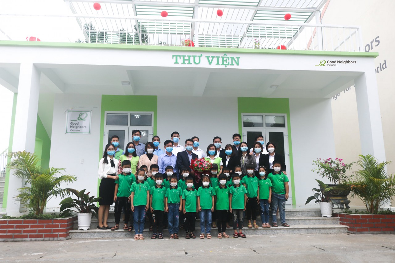 GNI xây dựng và thiết lập thư viện thân thiện tại trường Tiểu học Hợp Hòa (Tuyên Quang)