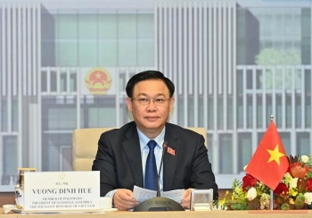 Chủ tịch Quốc hội Vương Đình Huệ chúc mừng Quốc khánh Cộng hòa Angola