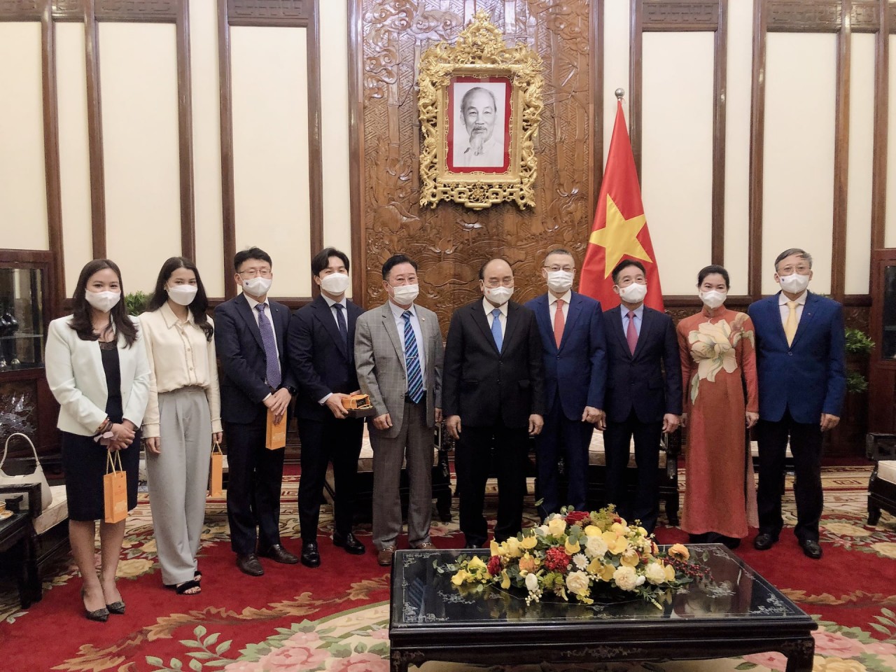 Chủ tịch nước Nguyễn Xuân Phúc tiếp hậu duệ của Vua Lý Thái Tổ tại Hàn Quốc Lý Xương Căn