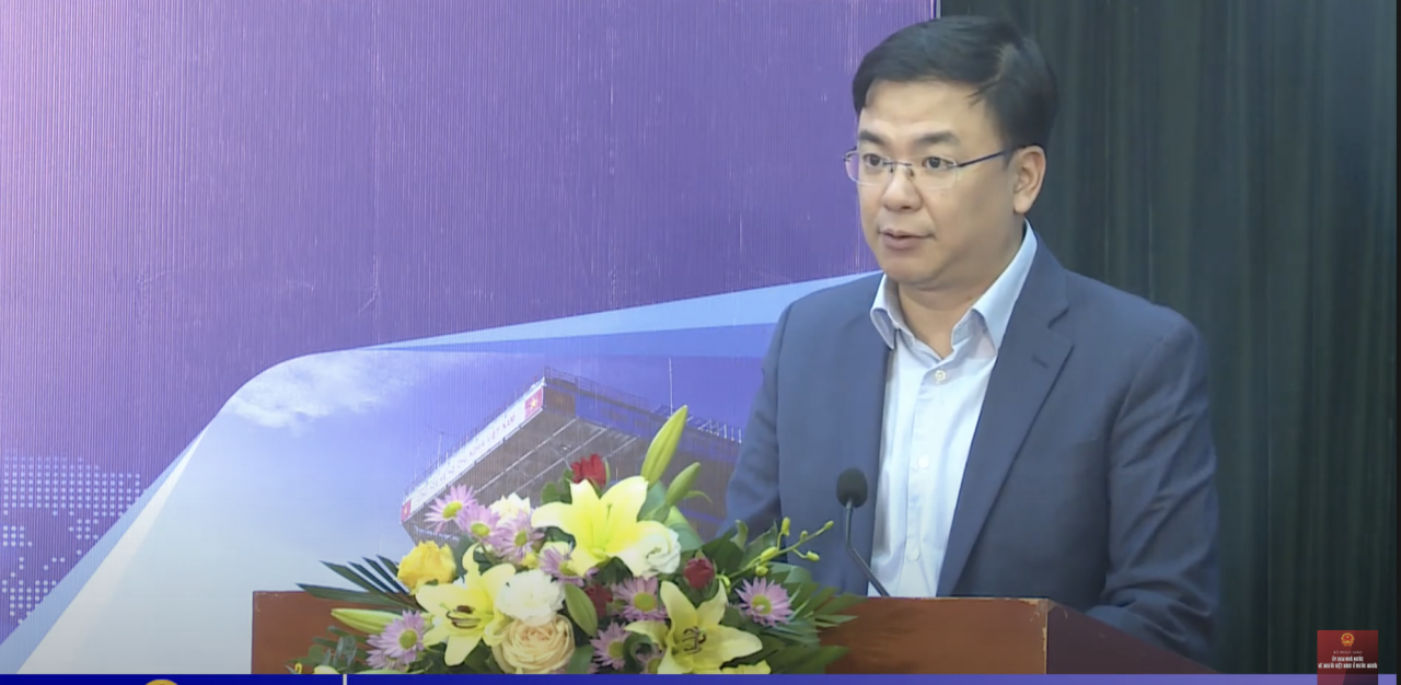 600 lượt kiều bào đi thăm Trường Sa, Nhà giàn DK1