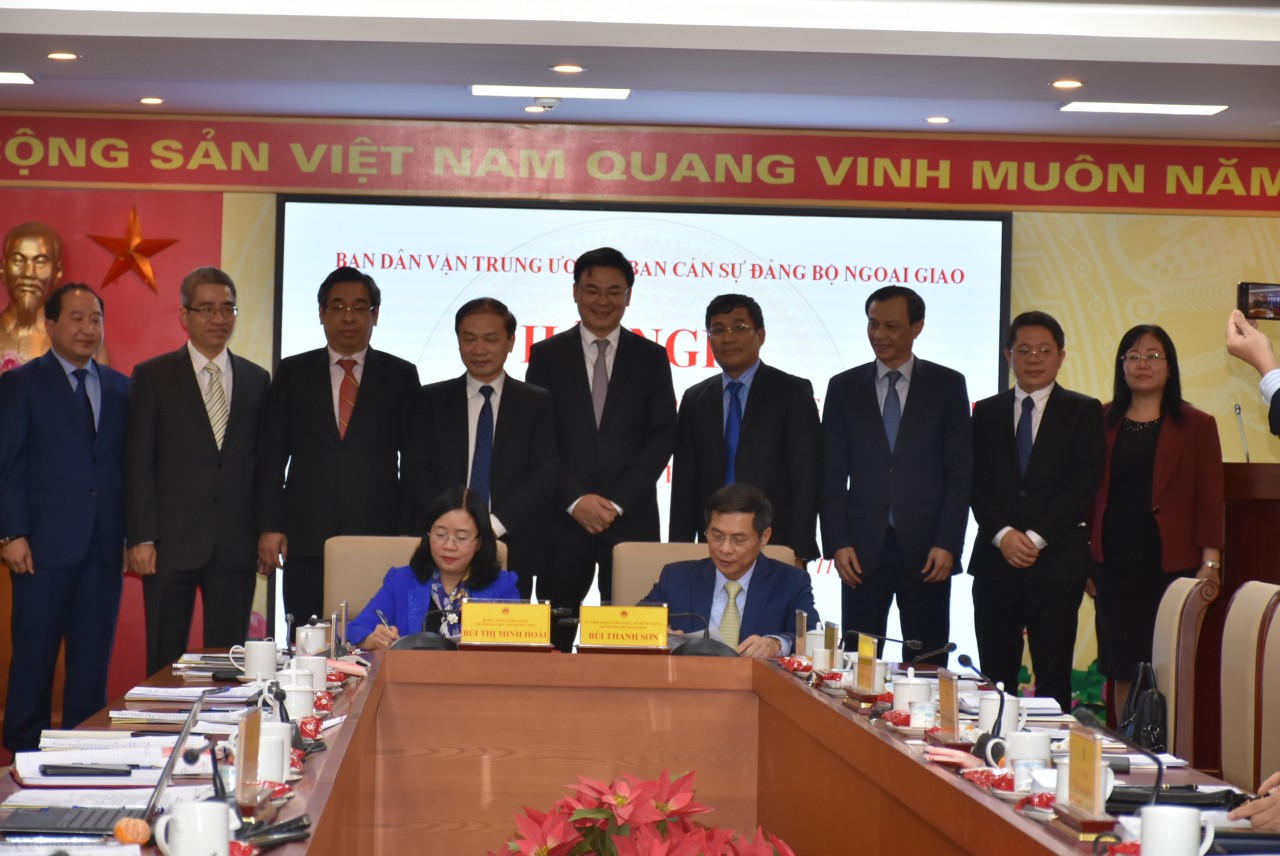 Chương trình phối hợp về công tác đối với NVNONN giai đoạn 2021 - 2026: 6 trọng tâm lớn