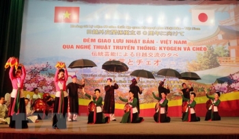 Giao lưu Việt-Nhật qua nghệ thuật truyền thống Kyogen, nghệ thuật Chèo