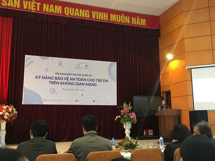Tập huấn kỹ năng bảo vệ an toàn cho trẻ em trên không gian mạng