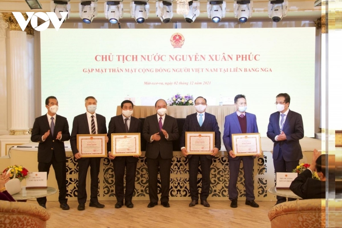 Chủ tịch nước Nguyễn Xuân Phúc đánh giá cao tinh thần một lòng hướng về quê hương của kiều bào tại Nga
