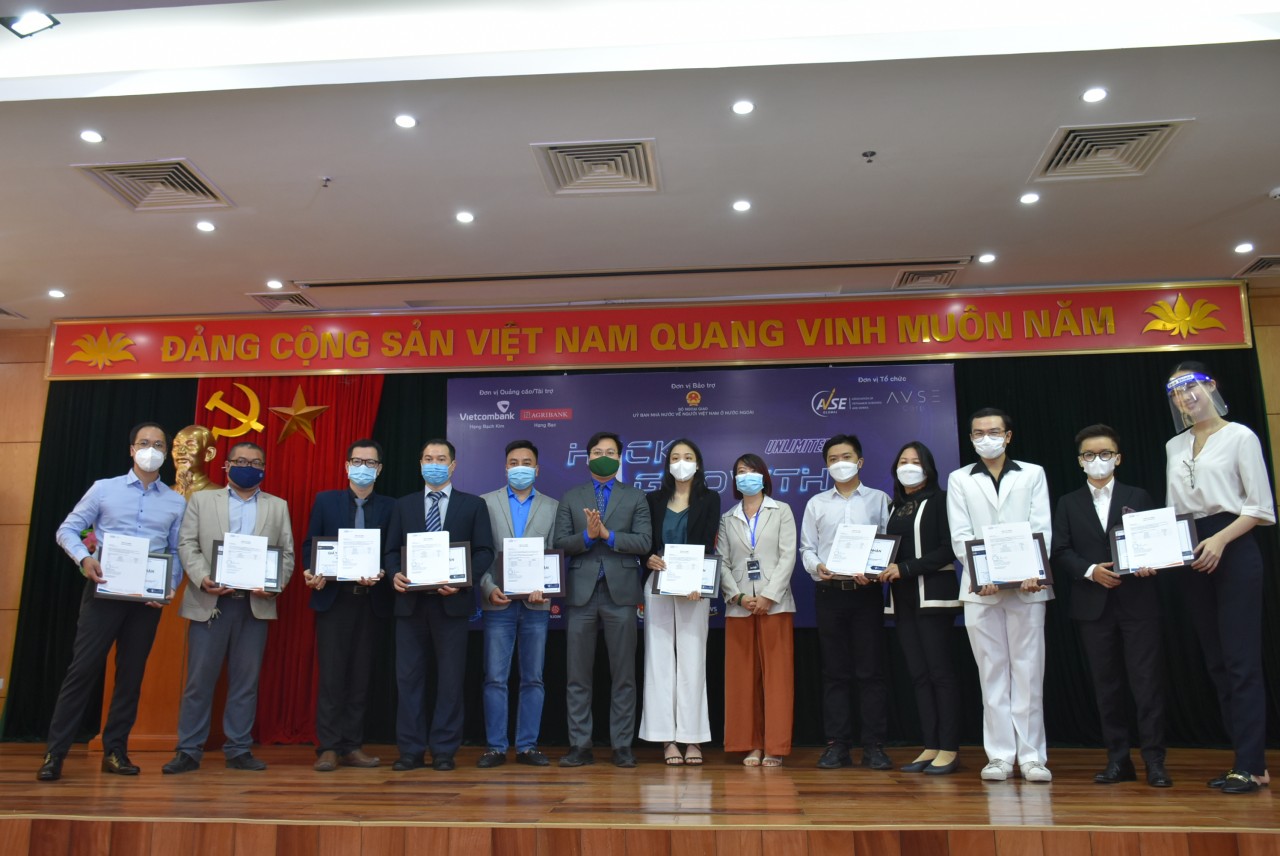 Hack4Growth Unlimited 2021: Vinh danh các nhà sáng tạo người Việt trên toàn thế giới