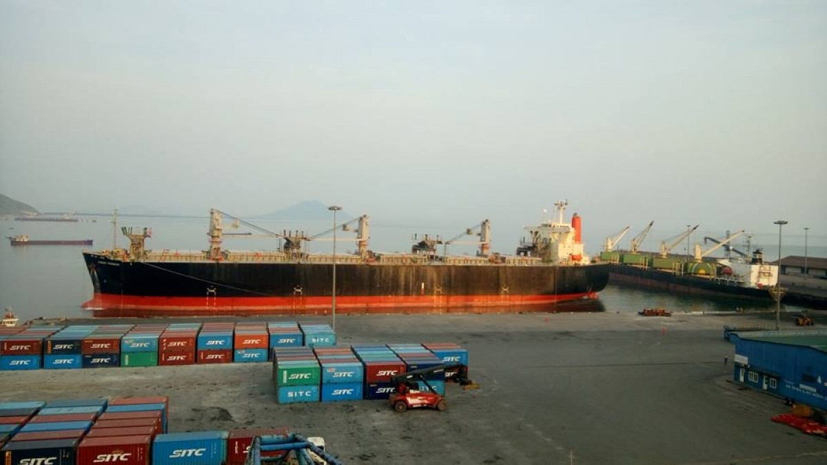 Thúc đẩy tiến độ tuyến đường sắt và cao tốc Việt - Lào nhằm gắn kết kinh tế hai nước