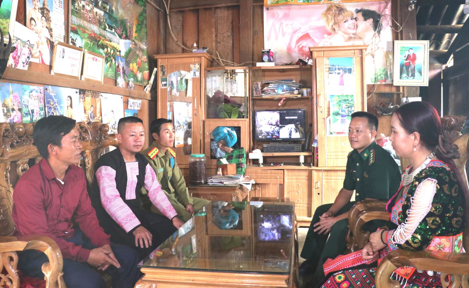 Chú thích ảnh