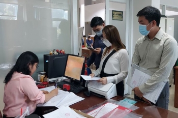 Chạy nước rút để kịp chi trả tiền thuê nhà cho công nhân