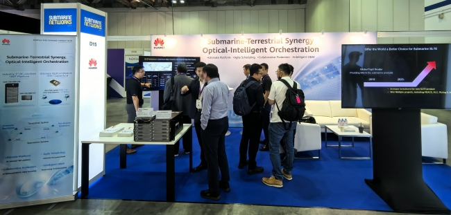Huawei công bố tầm nhìn về sự hợp lực của mạng cáp quang biển và mạng mặt đất, hướng tới điều phối công nghệ quang học – trí tuệ