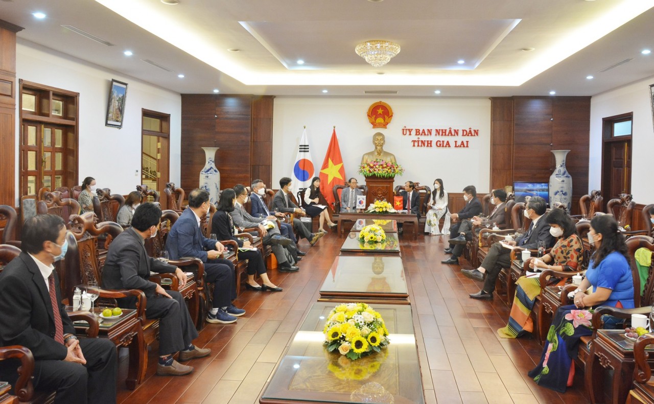 Đại sứ Park Noh-wan mong muốn tỉnh Gia Lai kết nghĩa với một tỉnh của Hàn Quốc
