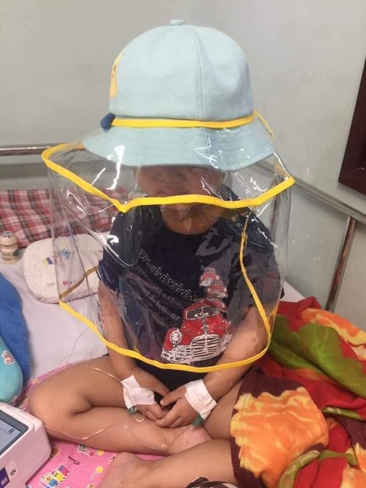 buc tam thu dam nuoc mat cua nguoi me co con gai bi ung thu mau