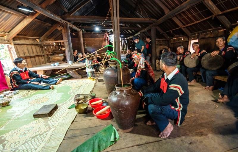 Đắk Lắk phục dựng nghi lễ kết nghĩa anh em của dân tộc Êđê