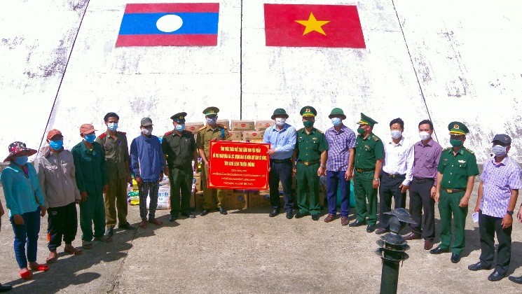Thừa Thiên Huế hỗ trợ hơn 1 tỷ đồng lương thực, thực phẩm cho hai tỉnh Salavan và Sê Kông (Lào)