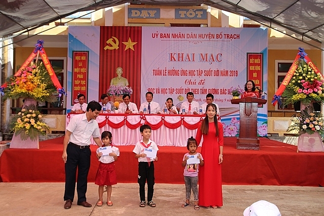 quang binh phat dong tuan le voi chu de doc va hoc tap suot doi theo tam guong bac ho vi dai
