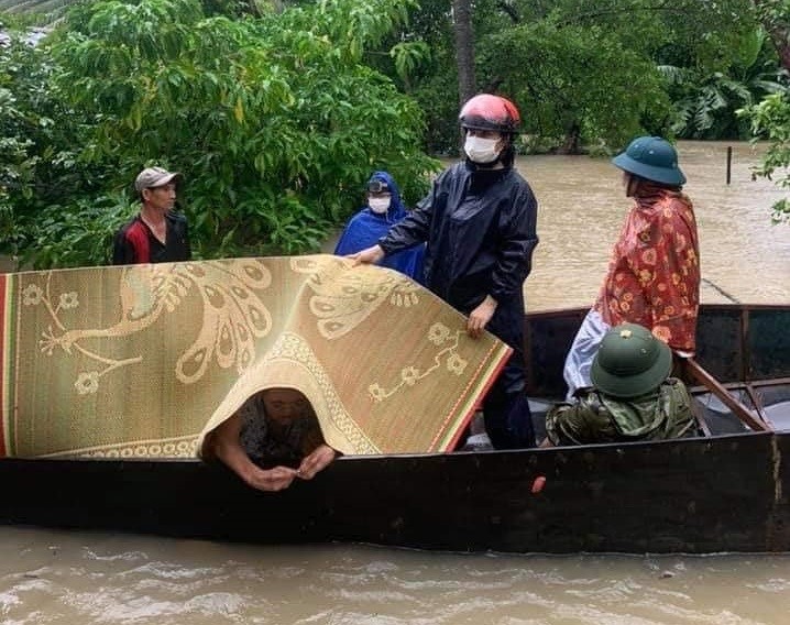Hoàn lưu bão số 6 gây thiệt hại nặng tại Nghệ An