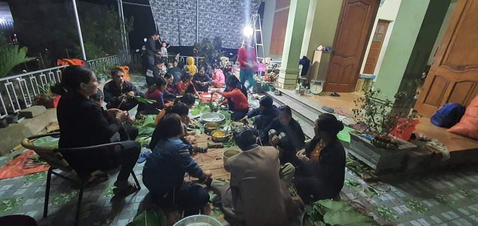 Sau cơn mưa lũ, tình người lan tỏa khắp muôn nơi
