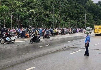 nghe an don cong dan ve que vua la tinh cam vua la trach nhiem cua dang bo va chinh quyen