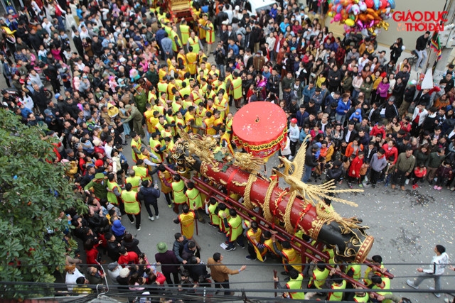 hang tram nguoi tham gia ruoc phao 6 met trong 2 tieng o hoi lang dong ky