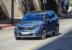 KIA Sorento 2020 lộ diện: Đẹp từ trong ra ngoài