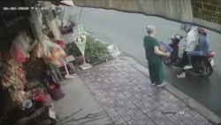 video phan no canh doi nam nu cuop thung bia cua ba cu giua ban ngay
