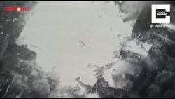 video doan xe quan su va binh si syria bi uav tho nhi ky khong kich du doi