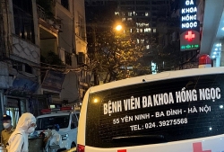 gan 20 nguoi o bv hong ngoc tiep xuc gan voi ca nhiem covid 19 so 17 deu am tinh