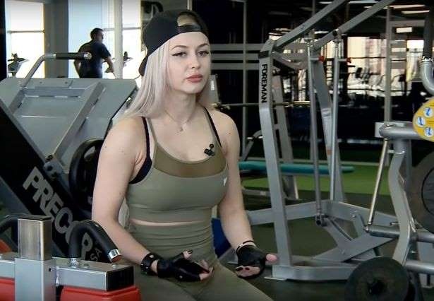 video me man voi ve quyen ru cua nu ve binh xinh dep nhat nuoc nga