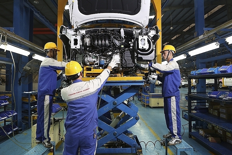 Bộ Công Thương đề xuất giảm 50% lệ phí trước bạ khi mua ô tô lắp ráp