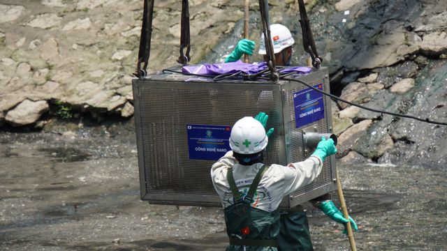 Cận cảnh công nghệ Nhật Bản làm sạch sông Tô Lịch, Hồ Tây can canh cong nghe nhat ban lam sach song to lich