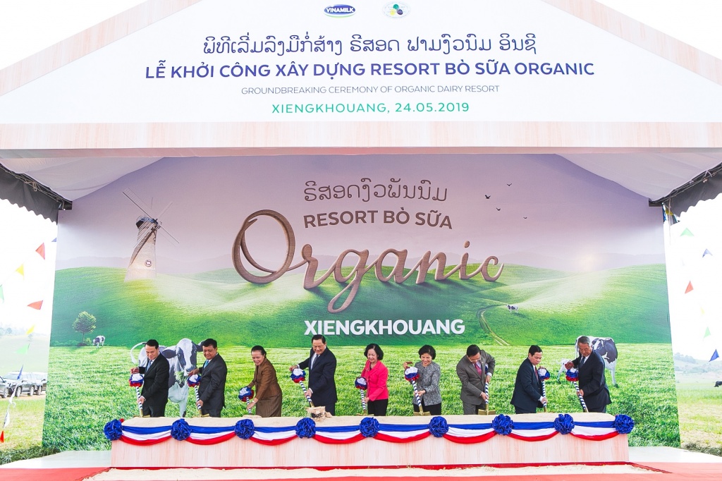 vinamilk lien doanh voi dn lao va nhat ban khoi cong xay dung to hop resort bo sua quy mo 5000ha