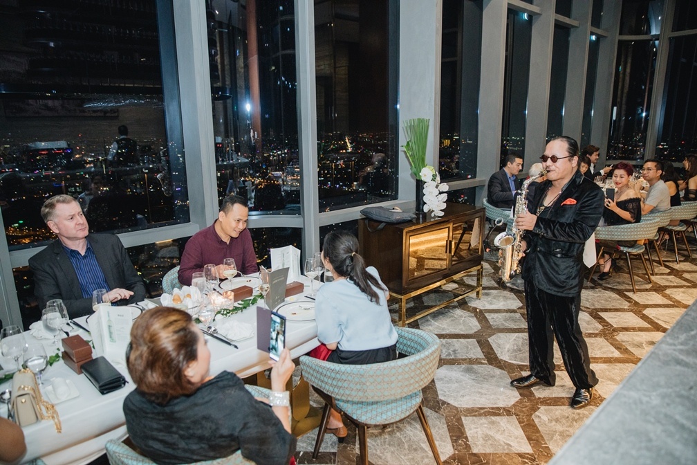 dau bep lung danh david rocco chu tri da tiec giao luu viet y tai vinpearl luxury landmark 81